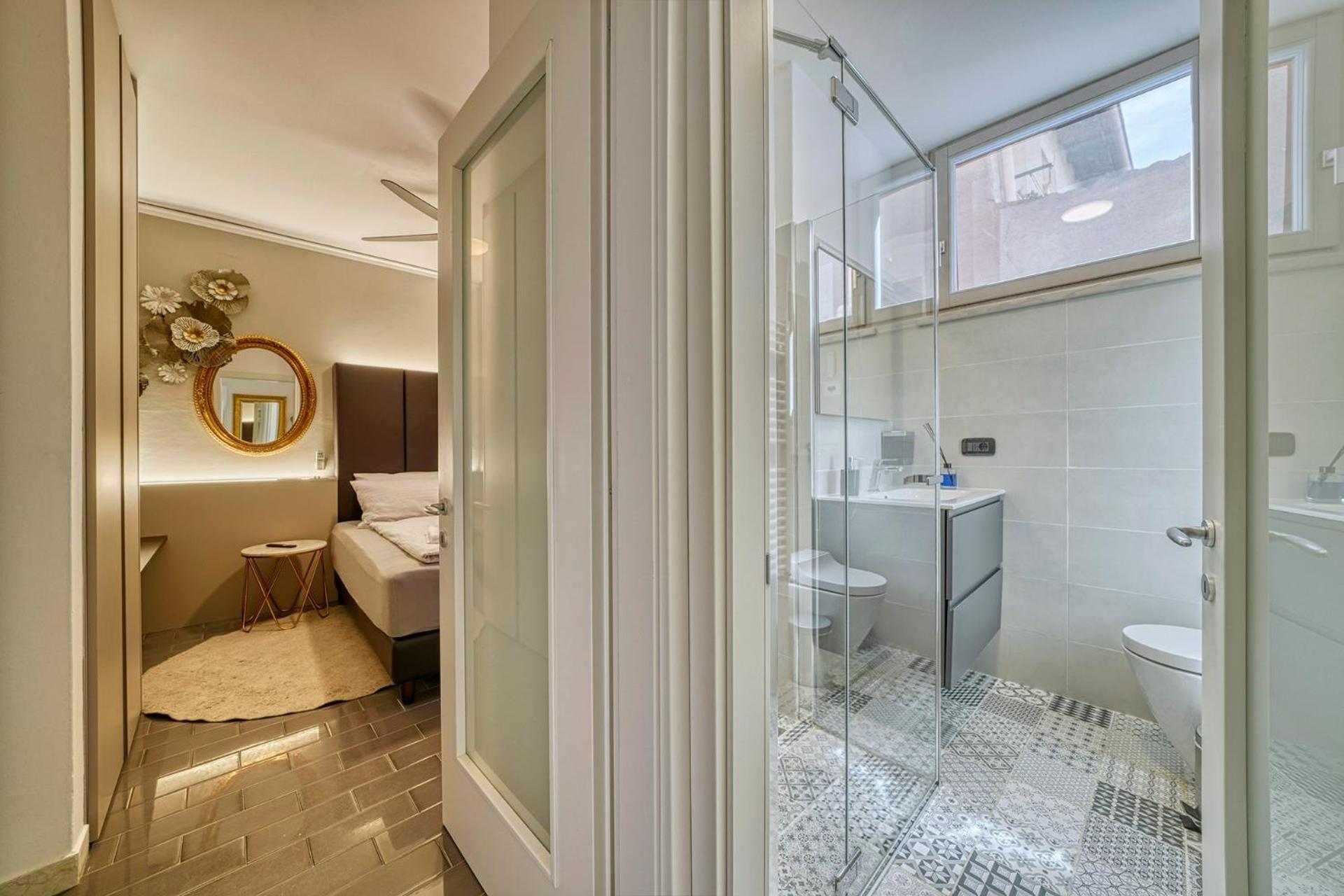 City Central Apartment Romantic Lakefront Balcony - Malcesine - Porto Vecchio 11 ภายนอก รูปภาพ